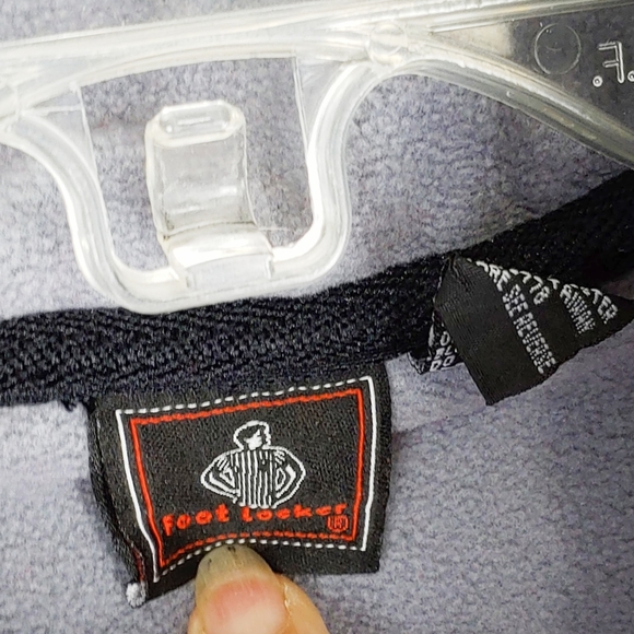 Foot Locker Vtg. Wm S Red 1/4 Zip Fleece Pullover - Picture 3 of 6